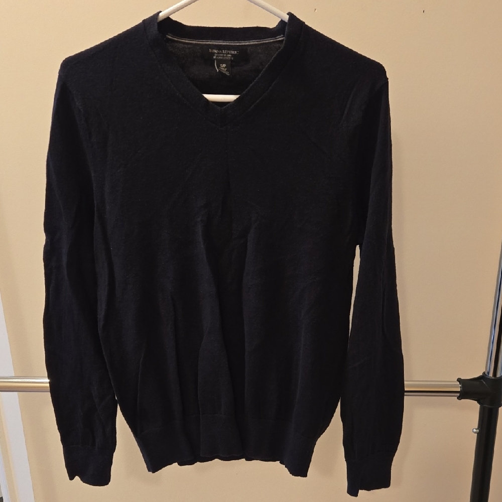 Banana Republic Men's Luxury Blend Black V-Neck Sweater